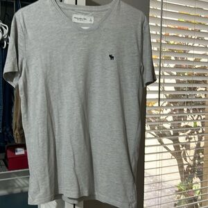 Men’s Abercrombie and Fitch size small gray soft A&F t-shirt V-neck